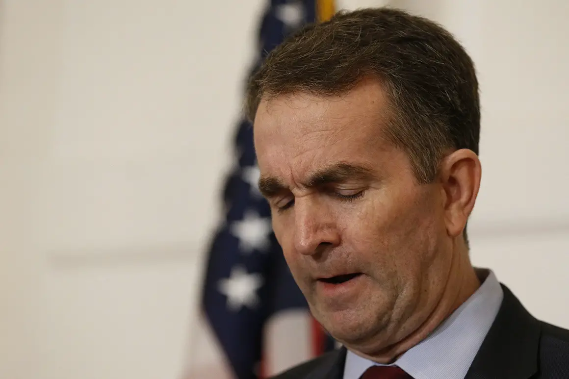 Ralph Northam racist photo